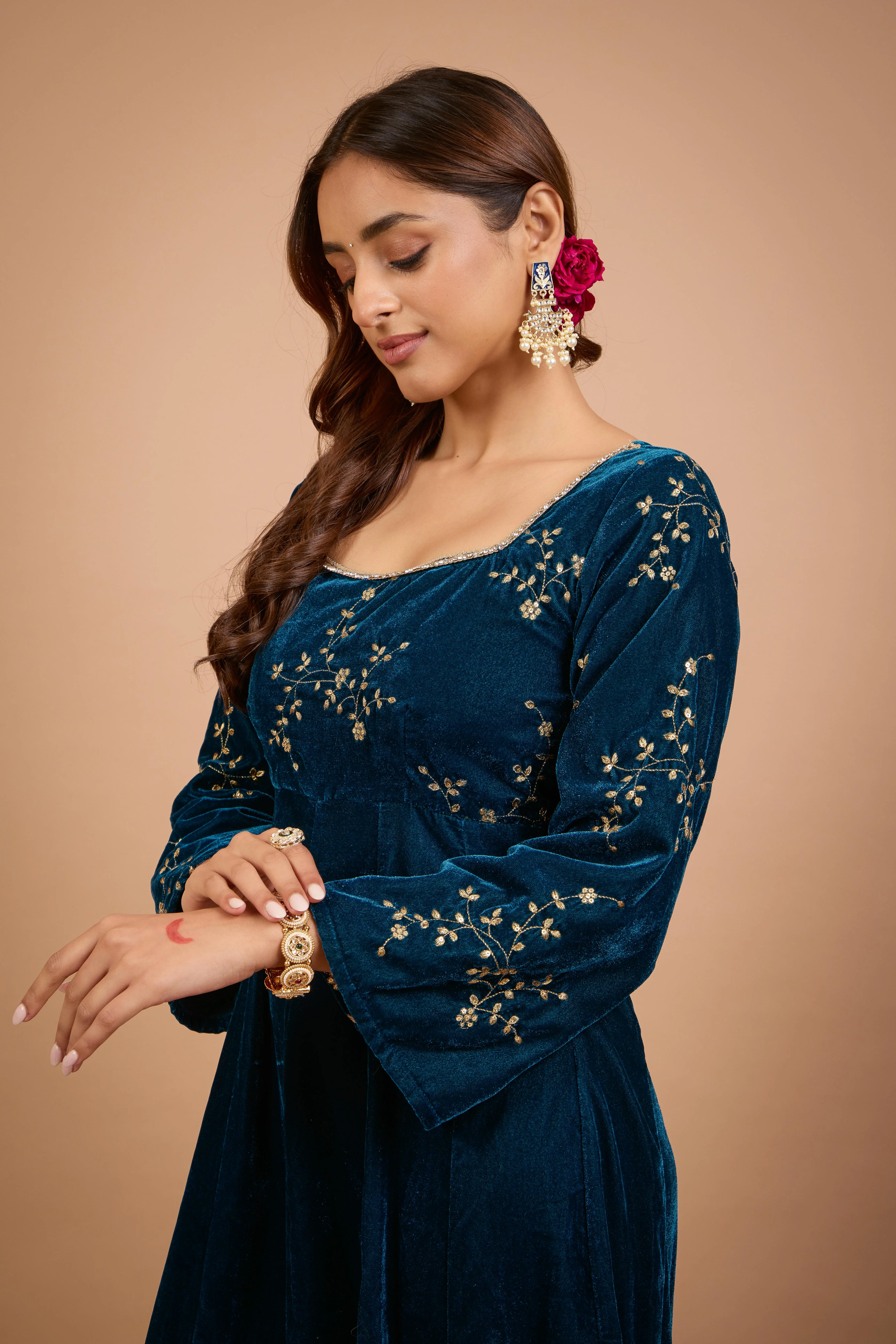 Alaya Jugni Bahamas Glow Velvet Anarkali - Image 3