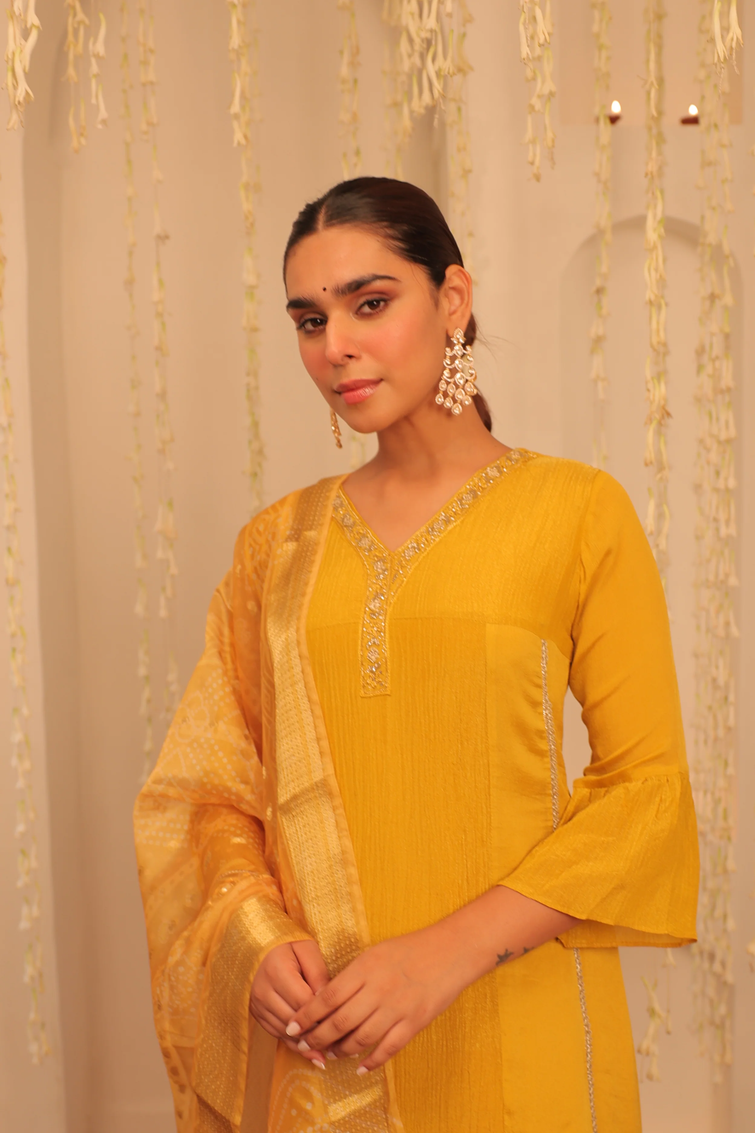 Mehfil Sunflower Kurta Set - Image 4