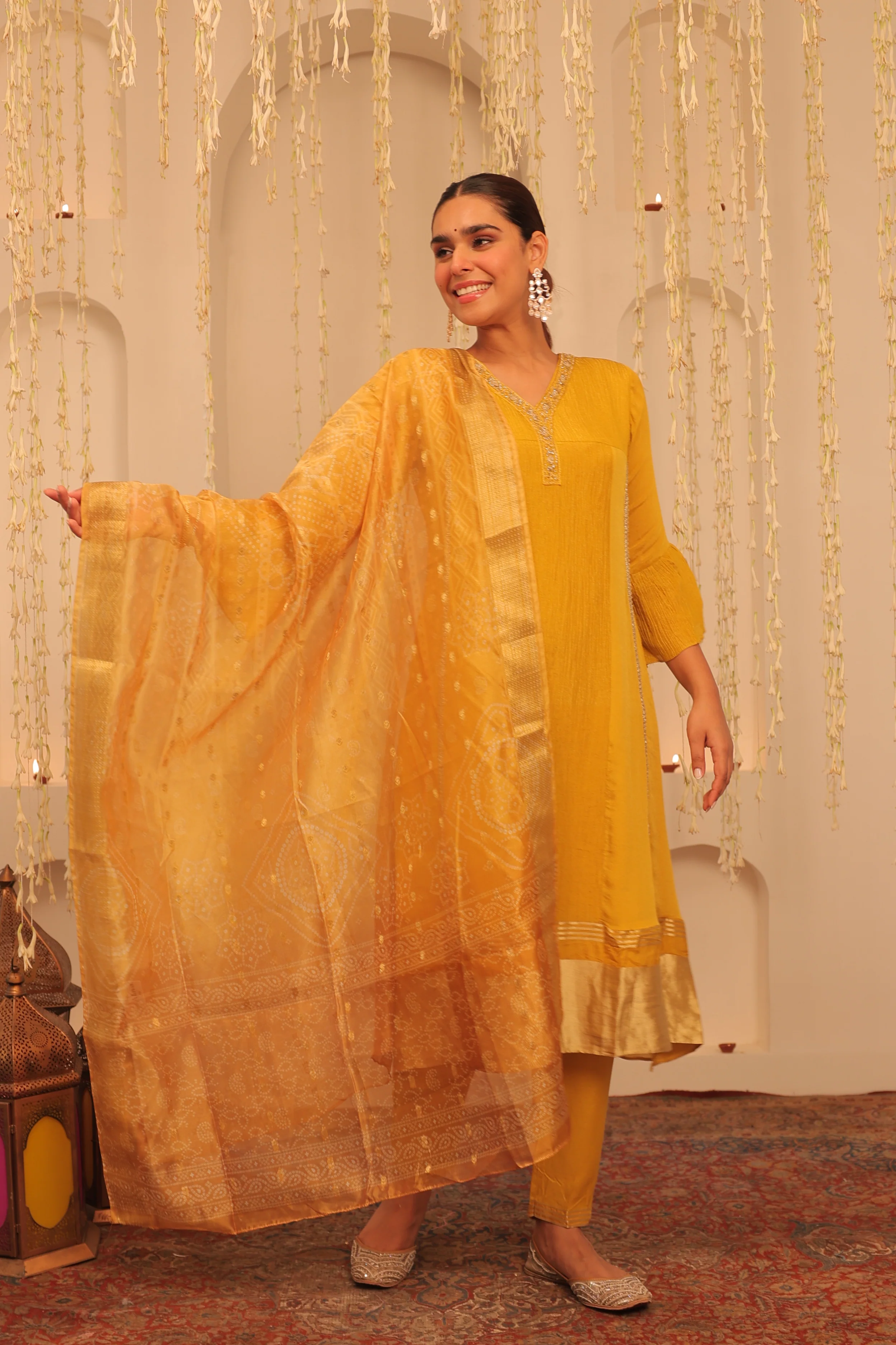 Mehfil Sunflower Kurta Set - Image 7