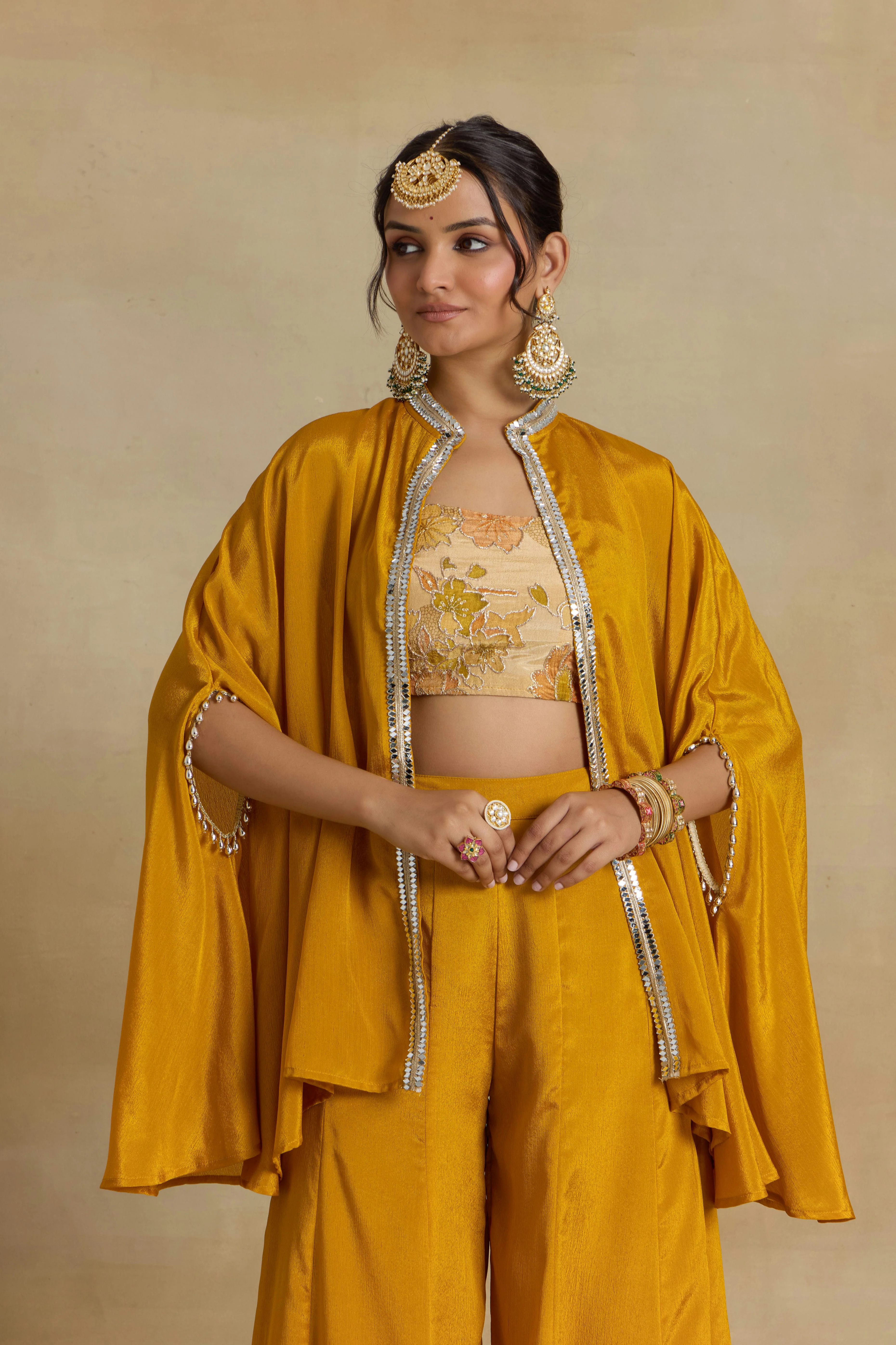 Alaya Noor Yellow Bliss Kimono Set - Image 3