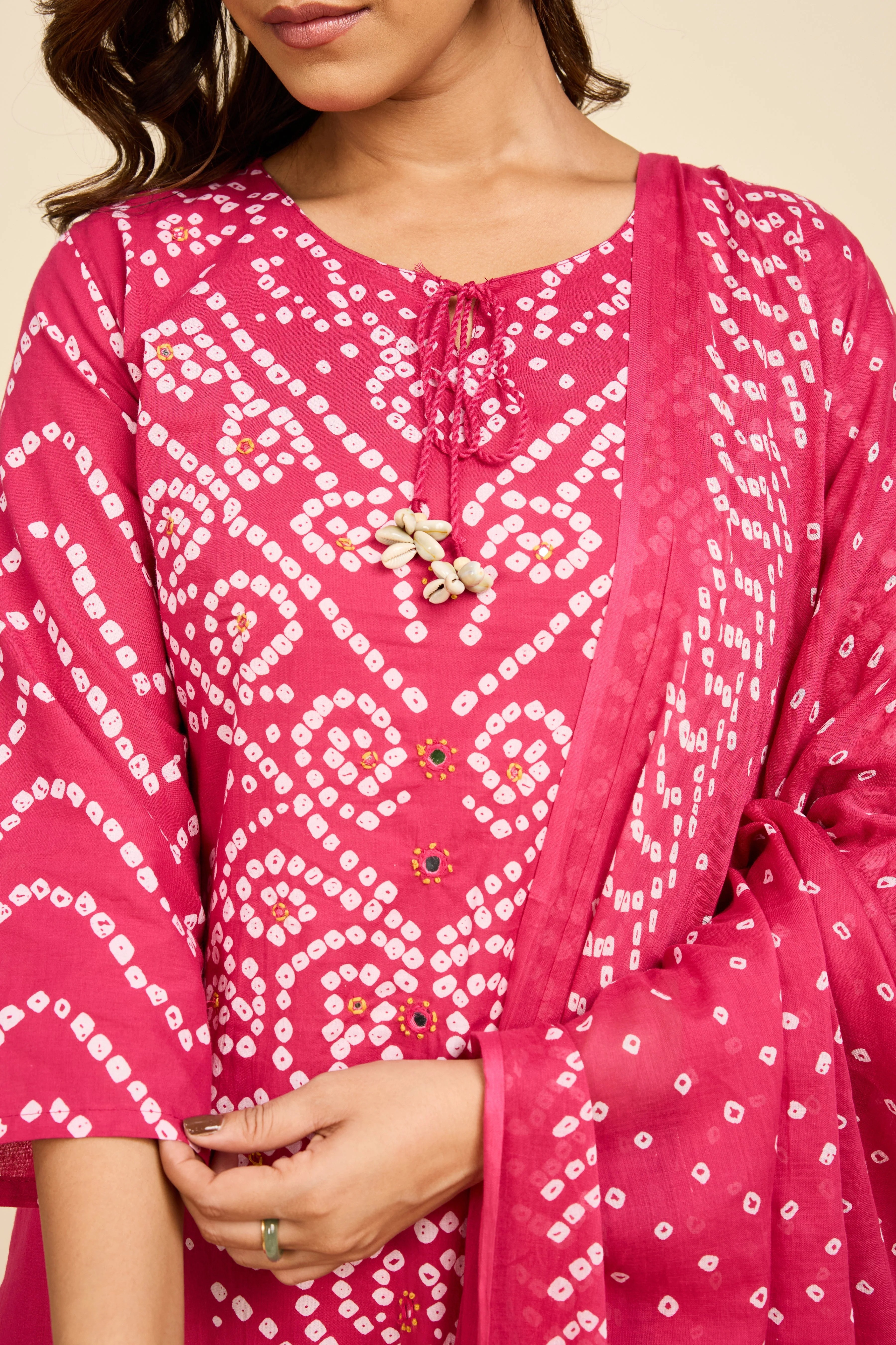 Alaya Select Bandhej Fuchsia Kurta Set - Image 5
