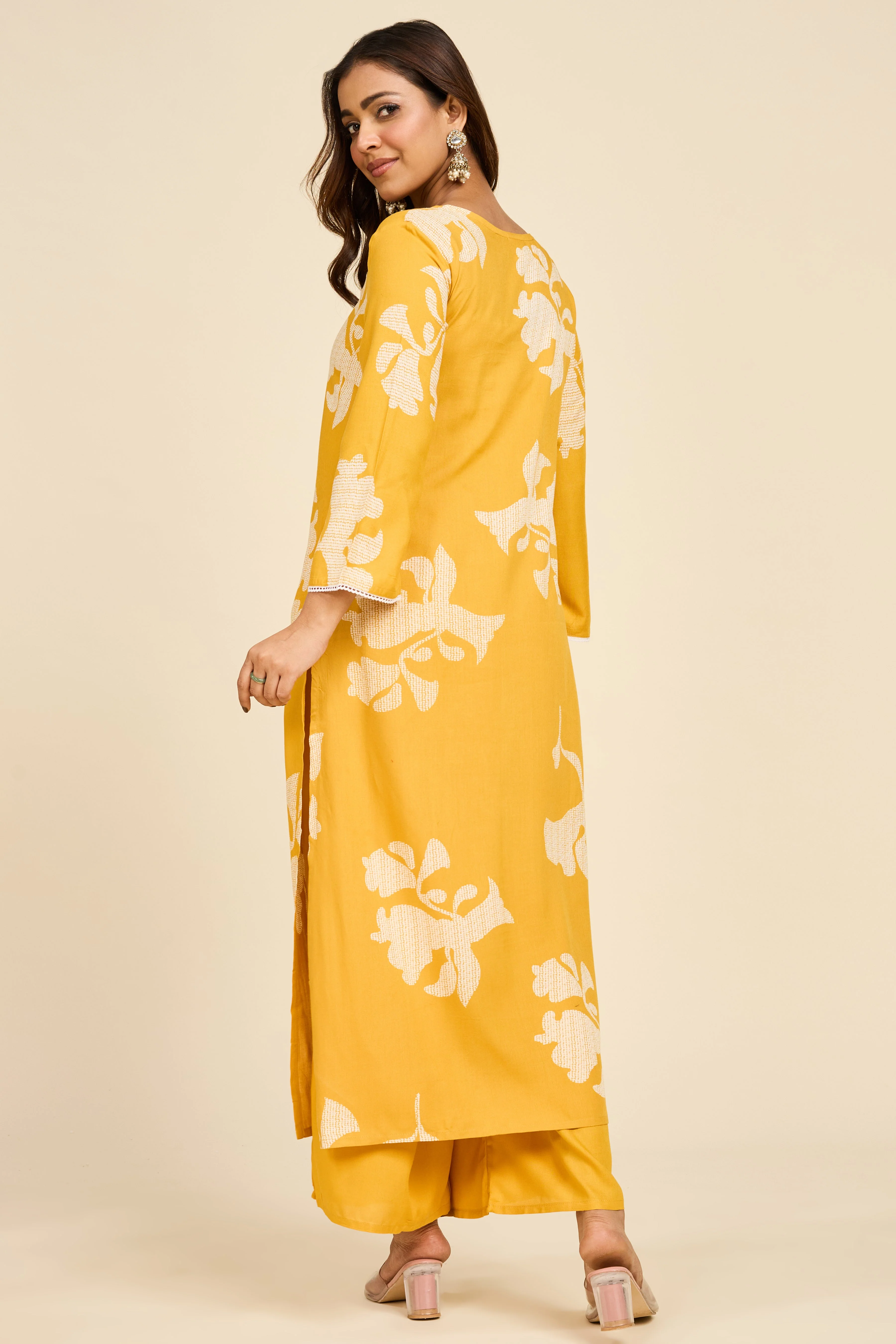 Alaya Select Marigold Kurta Set - Image 2