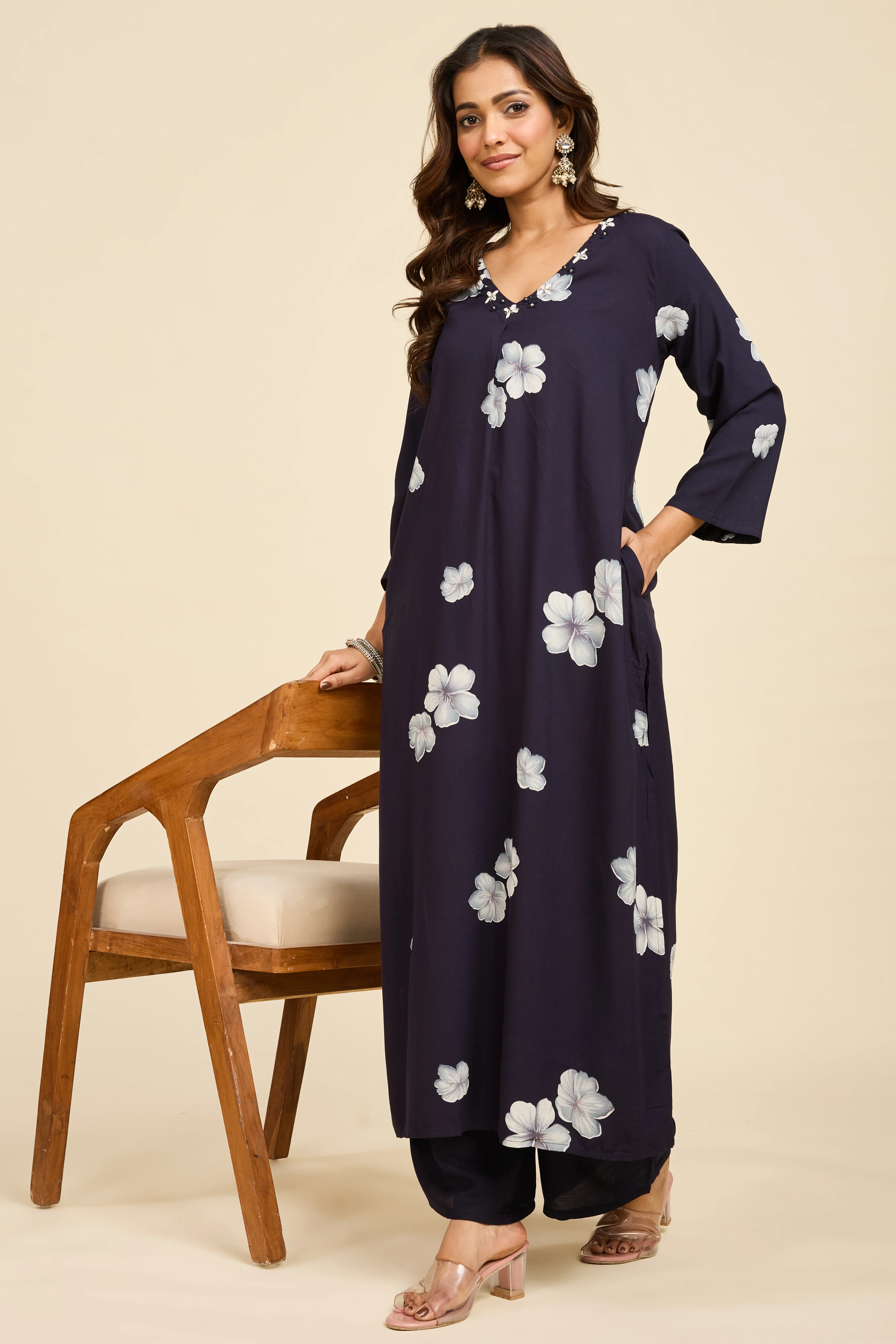Alaya Select Midnight Pakistani Kurta Set - Image 6