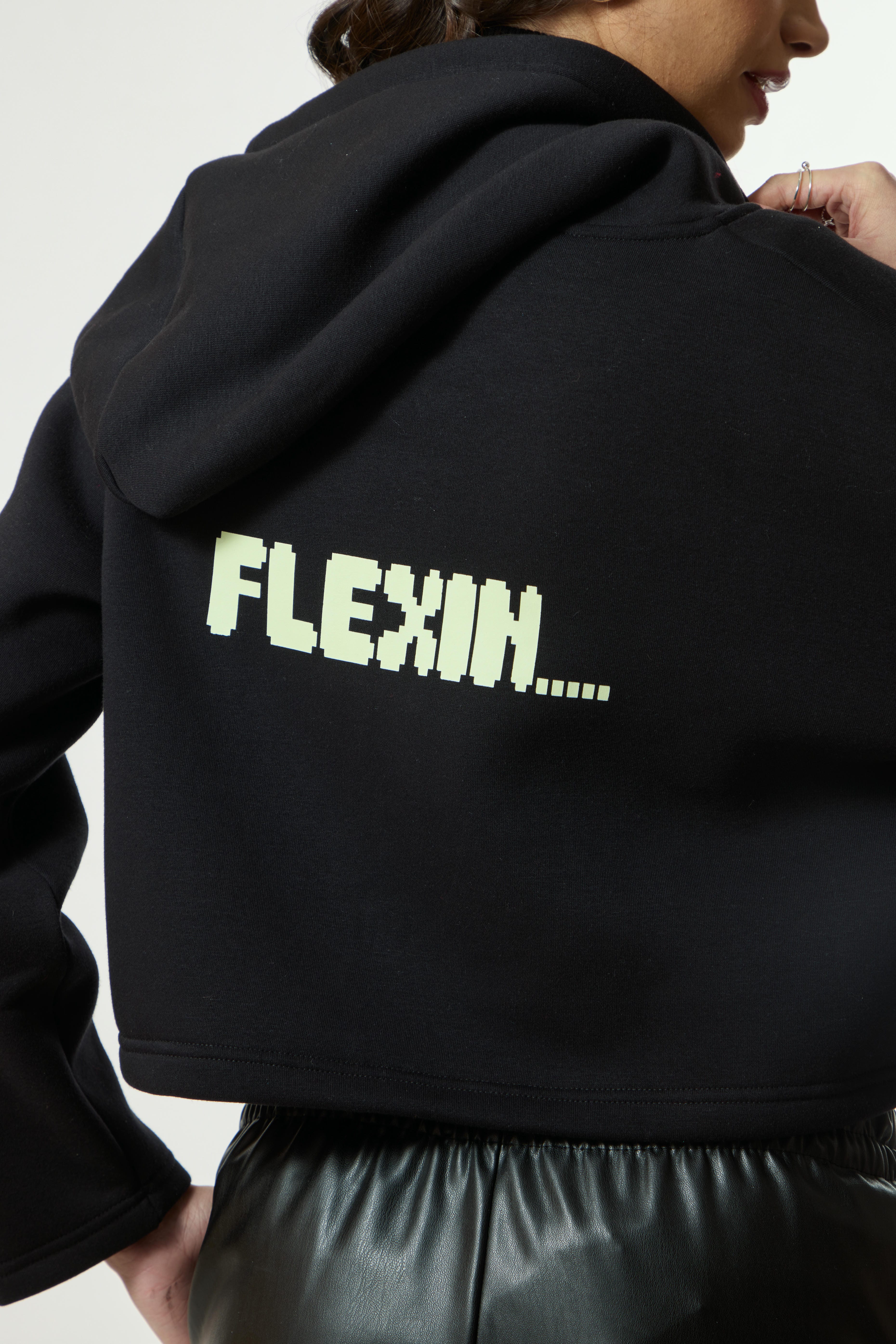 “FLEXIN” Premium Crop Hoodie - Image 3