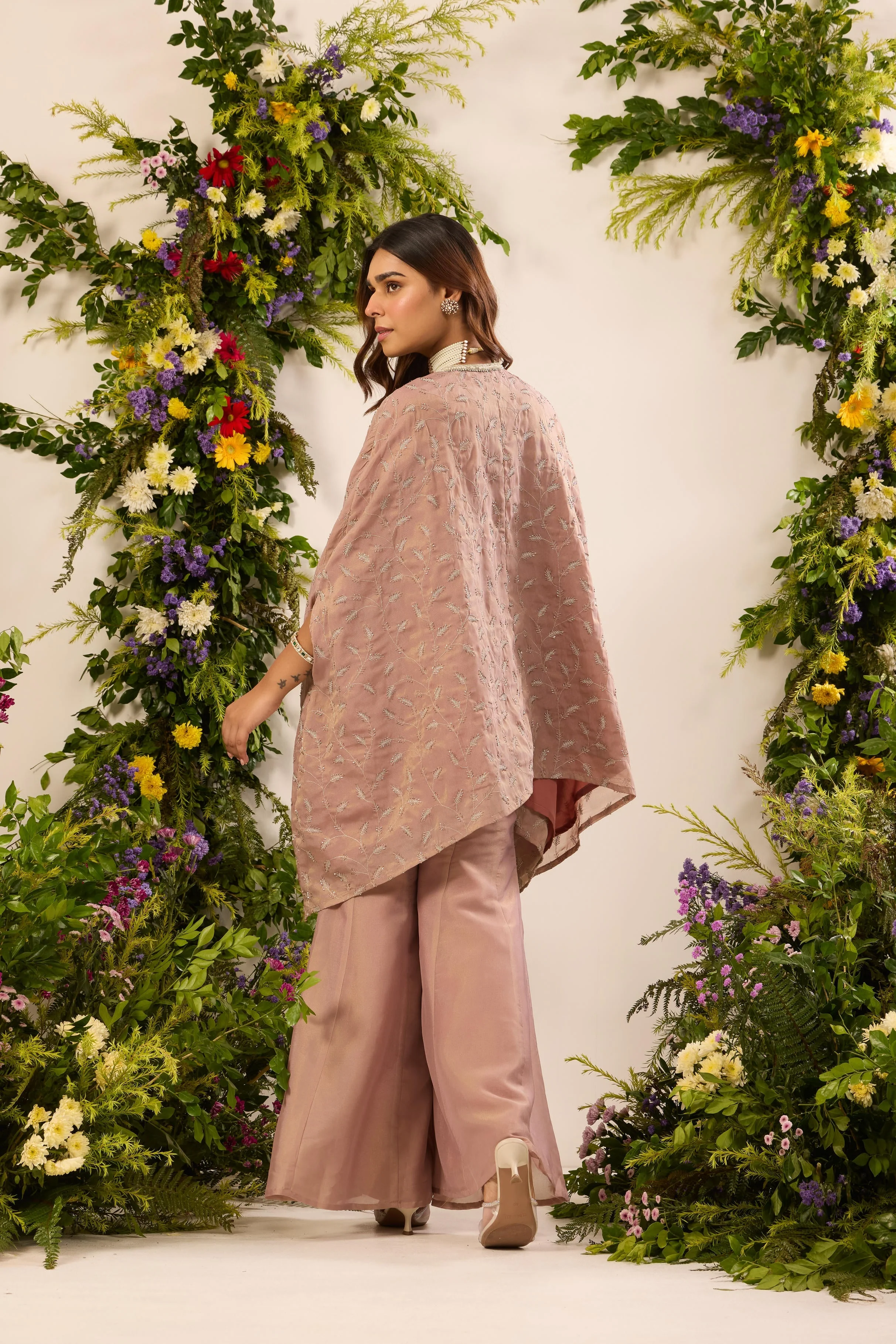 Mastaani Dusty Rose Cape Set - Image 6