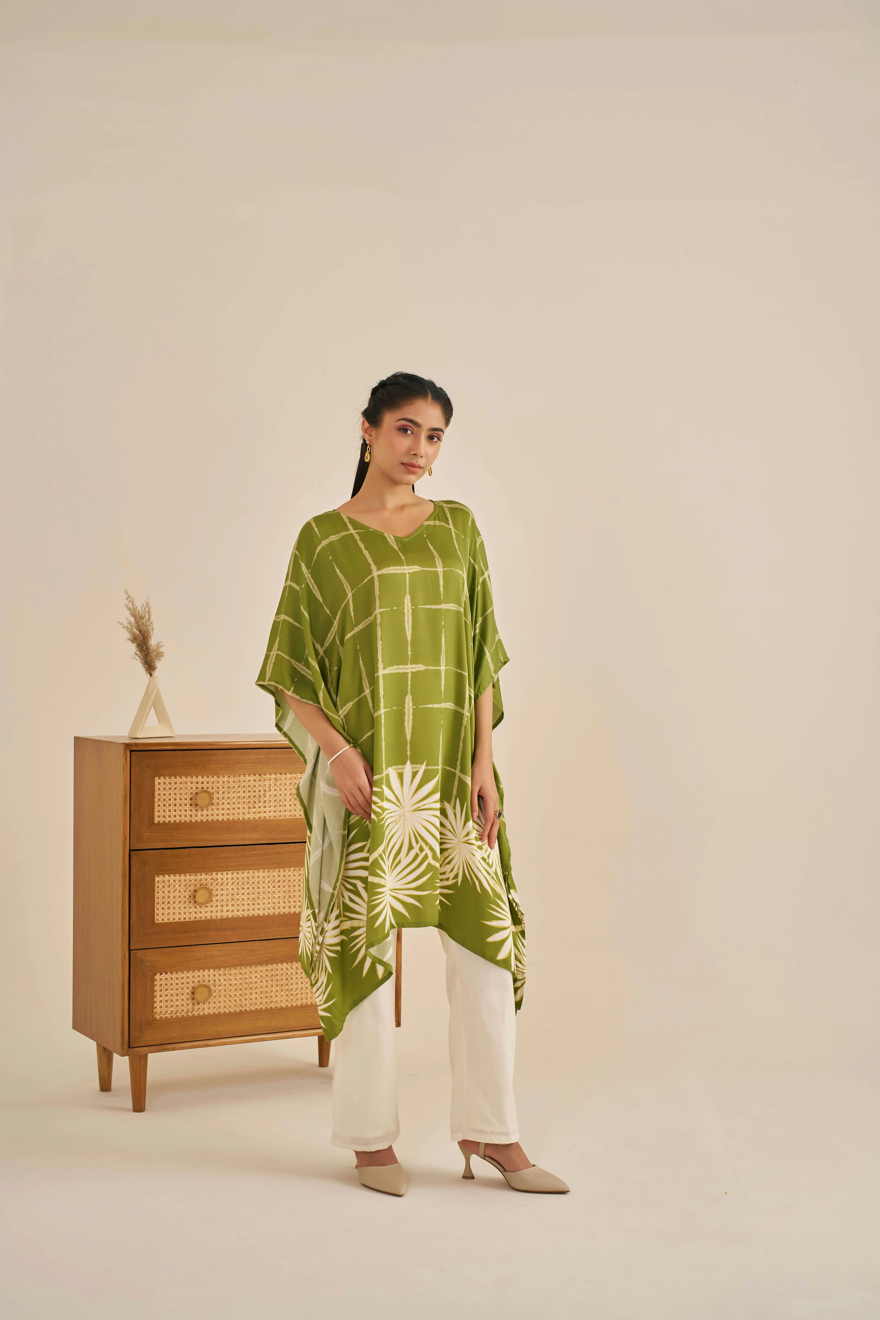 Meher Garden Green Kaftan - Image 2