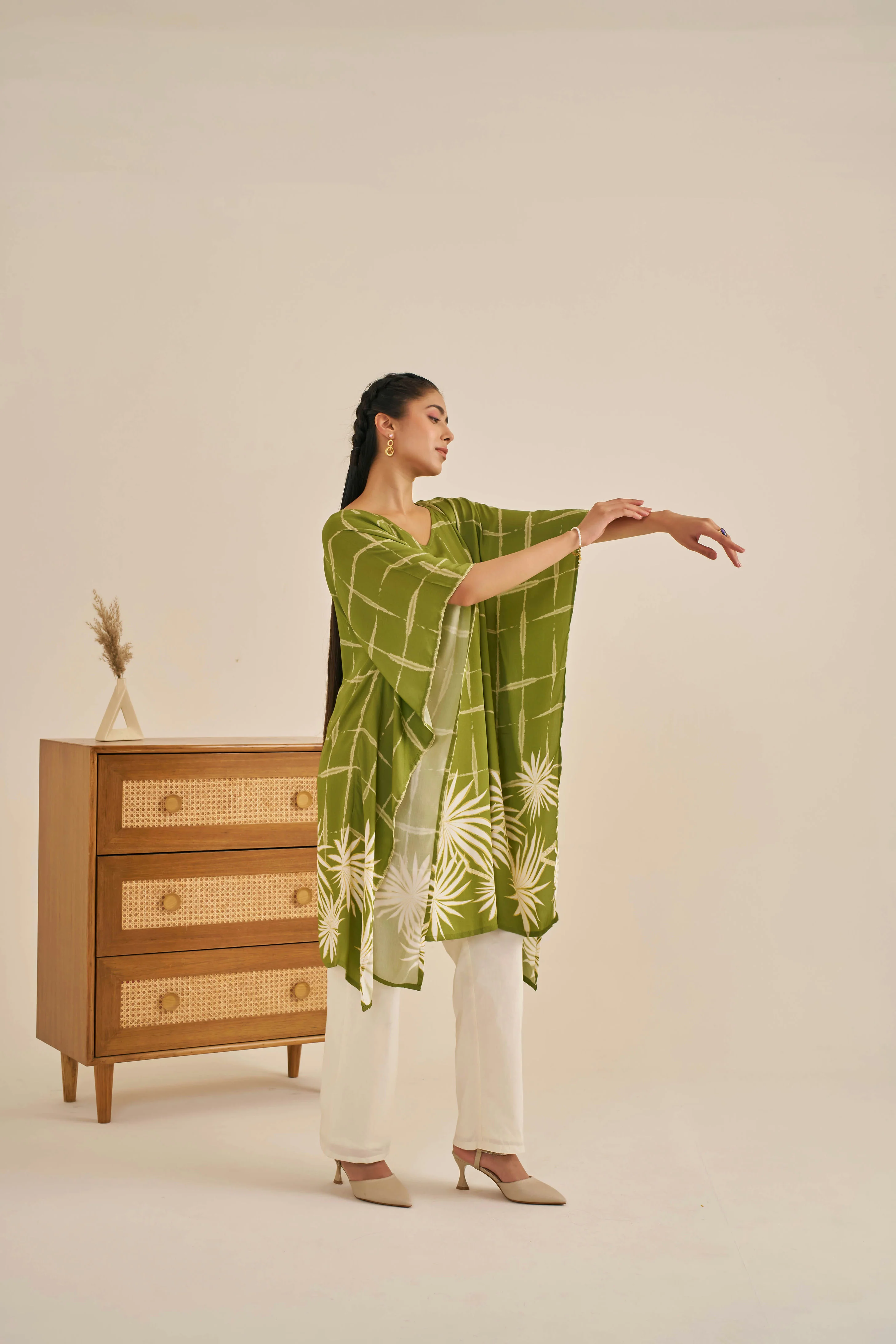 Meher Garden Green Kaftan - Image 3